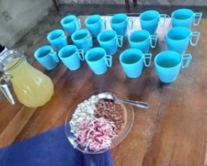 c0e65473-merenda-escolar-7-300x225.jpeg